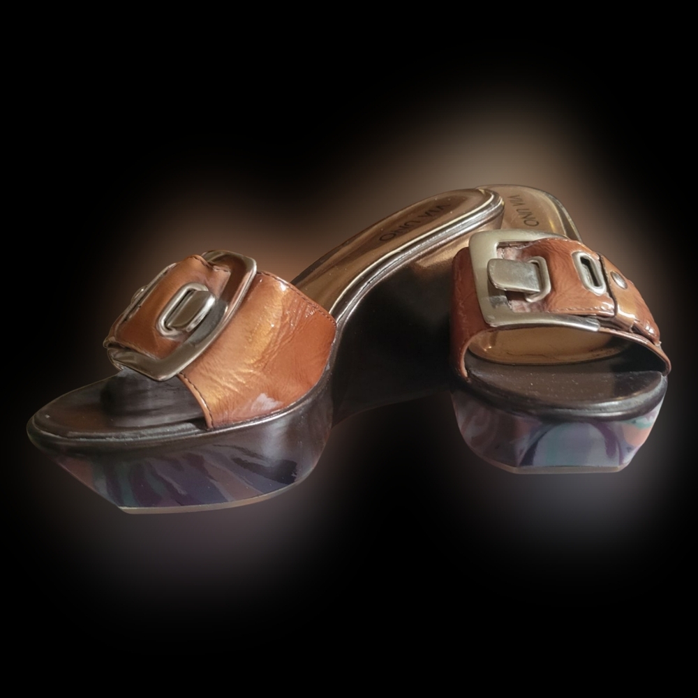VIA UNO - Chic Brown Platform Shoes for Elevated Style